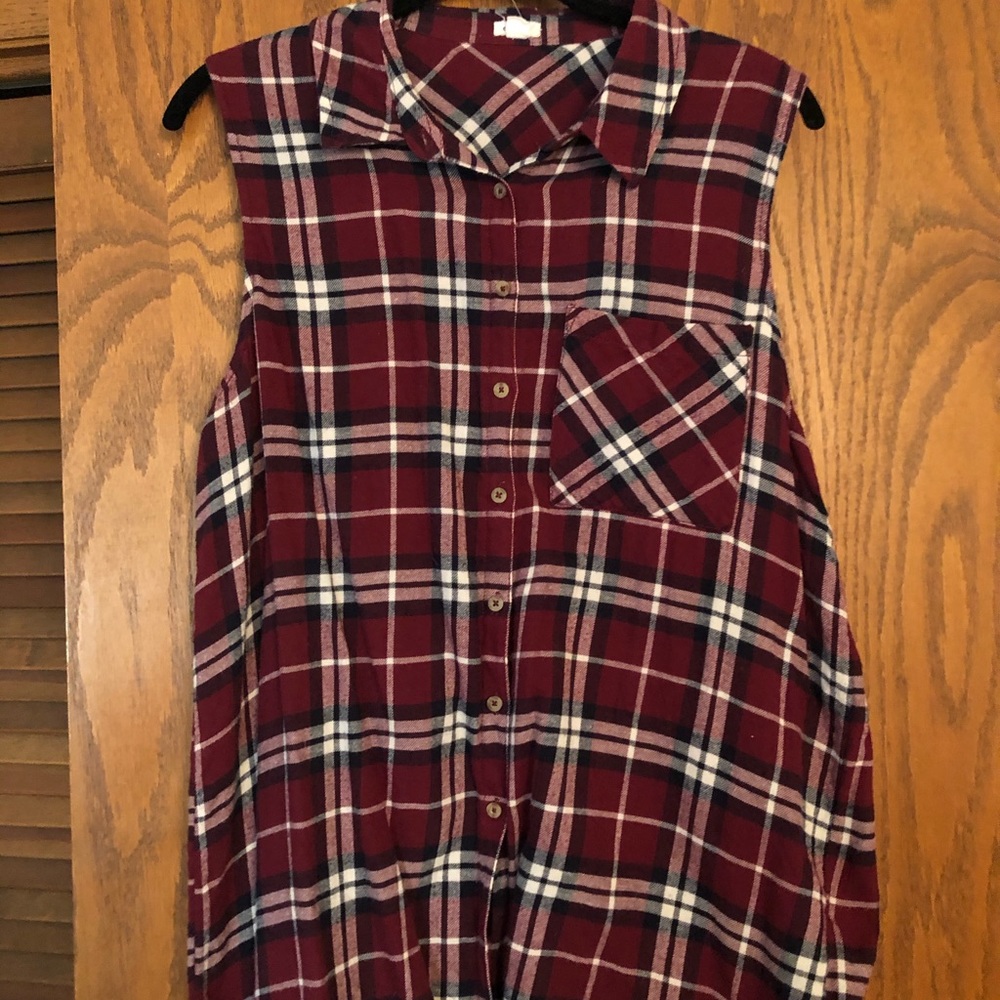 Sleeveless Plaid shirt